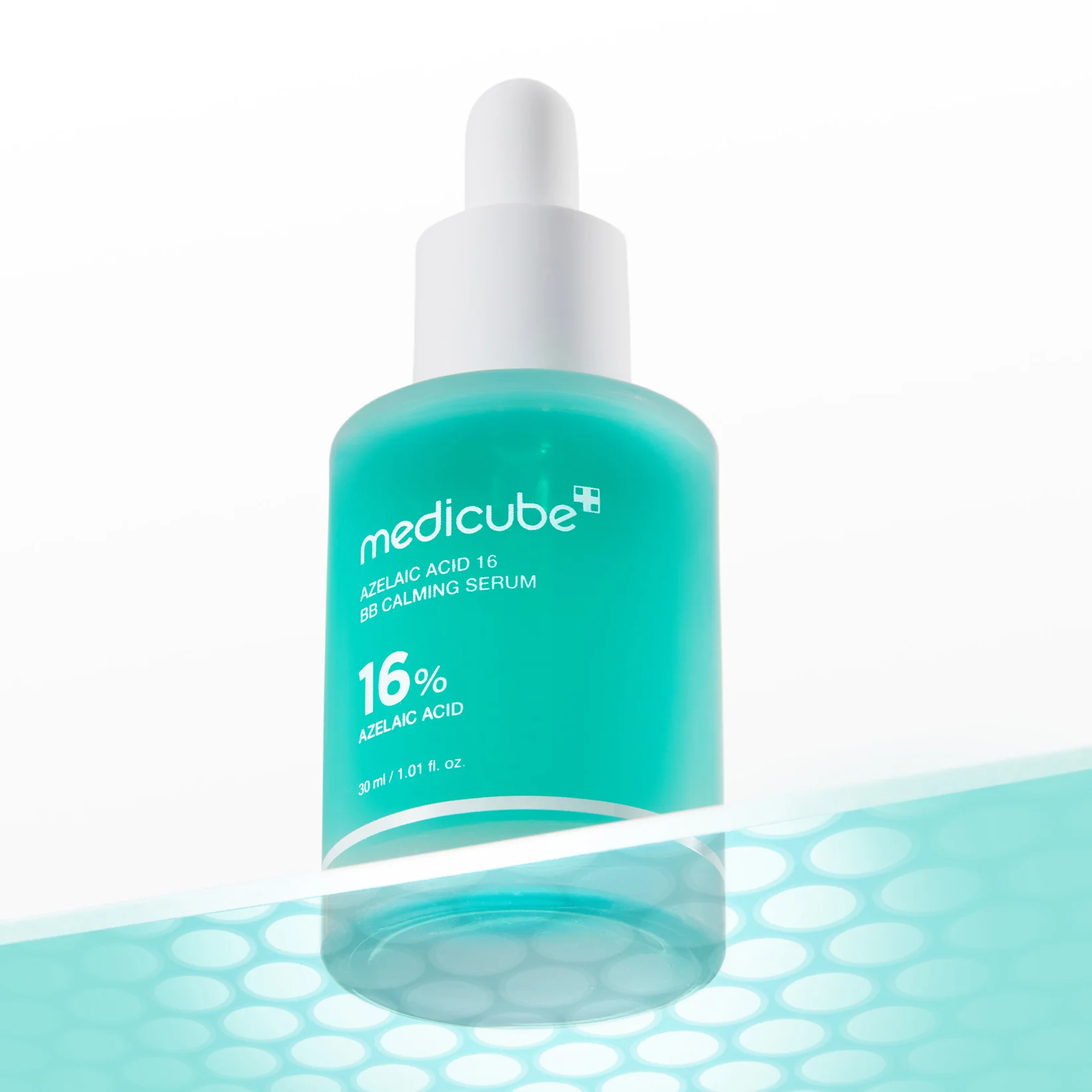 سرم آزلاییک‌اسید ۱۶٪ مدیکیوبMedicube Azelaic Acid 16% BB Calming Serum